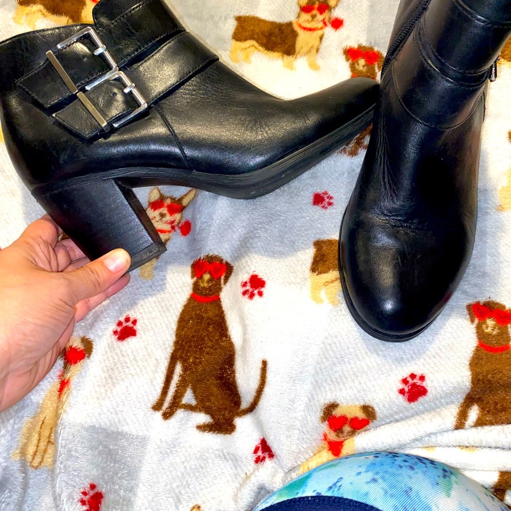 Boots, size 8